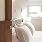 Mono Urban Design Maisonette בית נופש *