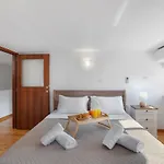 Mono Urban Design Maisonette בית נופש *