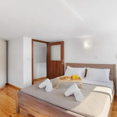 Mono Urban Design Maisonette חאניה